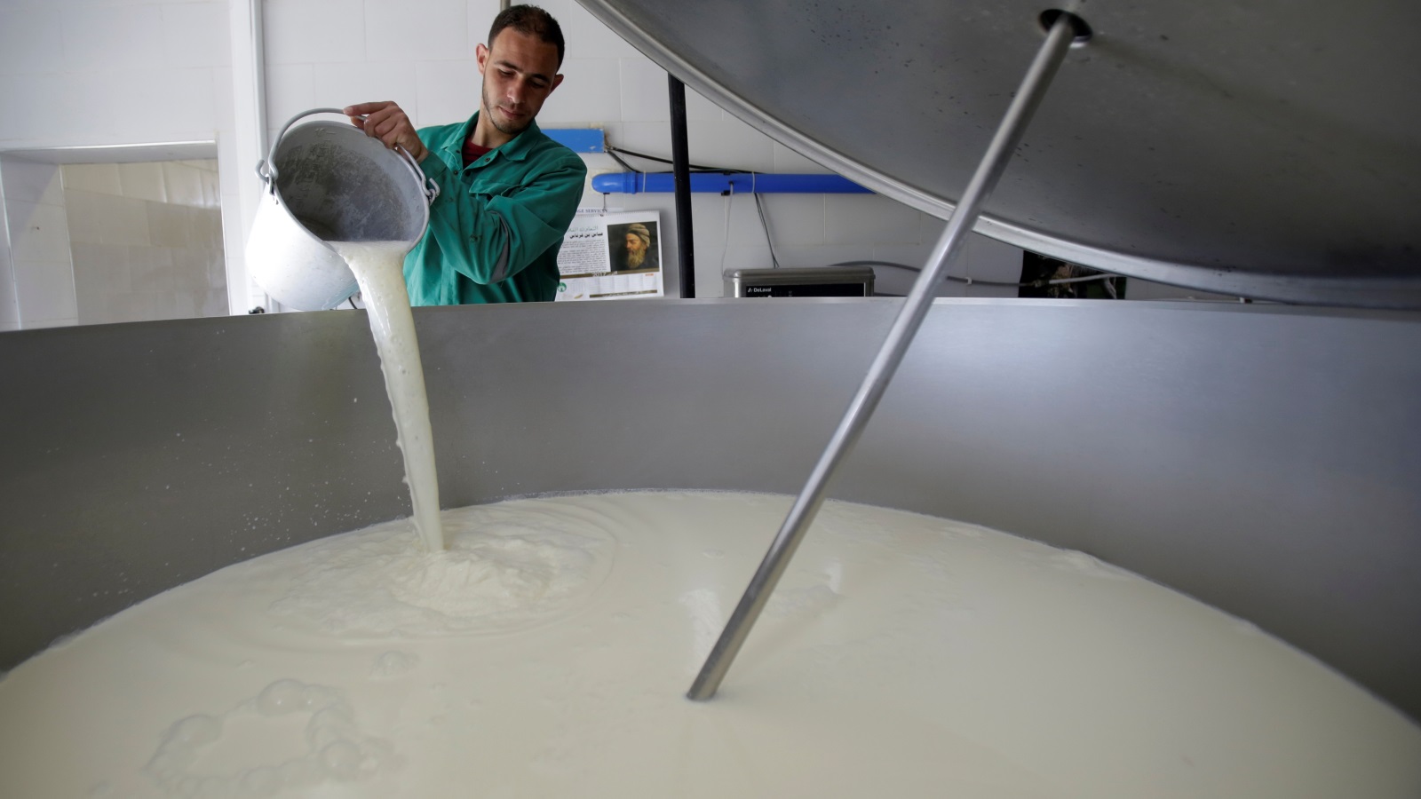 هل يتسبب الحليب ومشتقاته في سمنة الأطفال؟