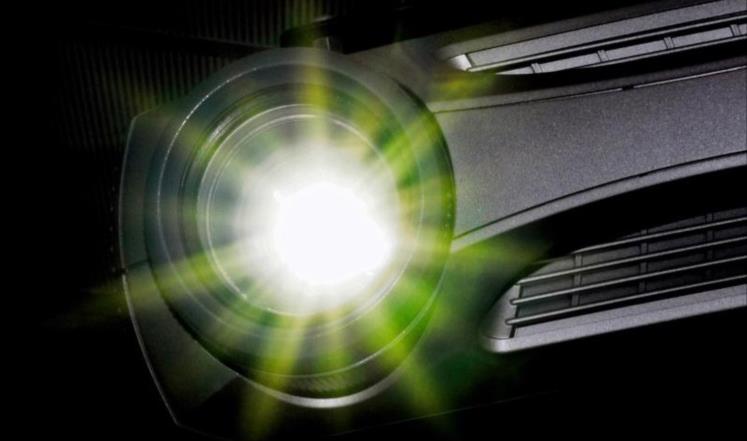 الاختلافات بين طرز بروجيكتورات "ألترا إتش دي" و"فل إتش دي" الأقل تكلفة بكثير محدودة جدا (الألمانية)