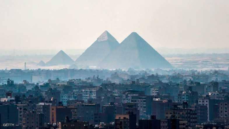 البرلمان المصري يقر زيادة رسوم خدمات حكومية
