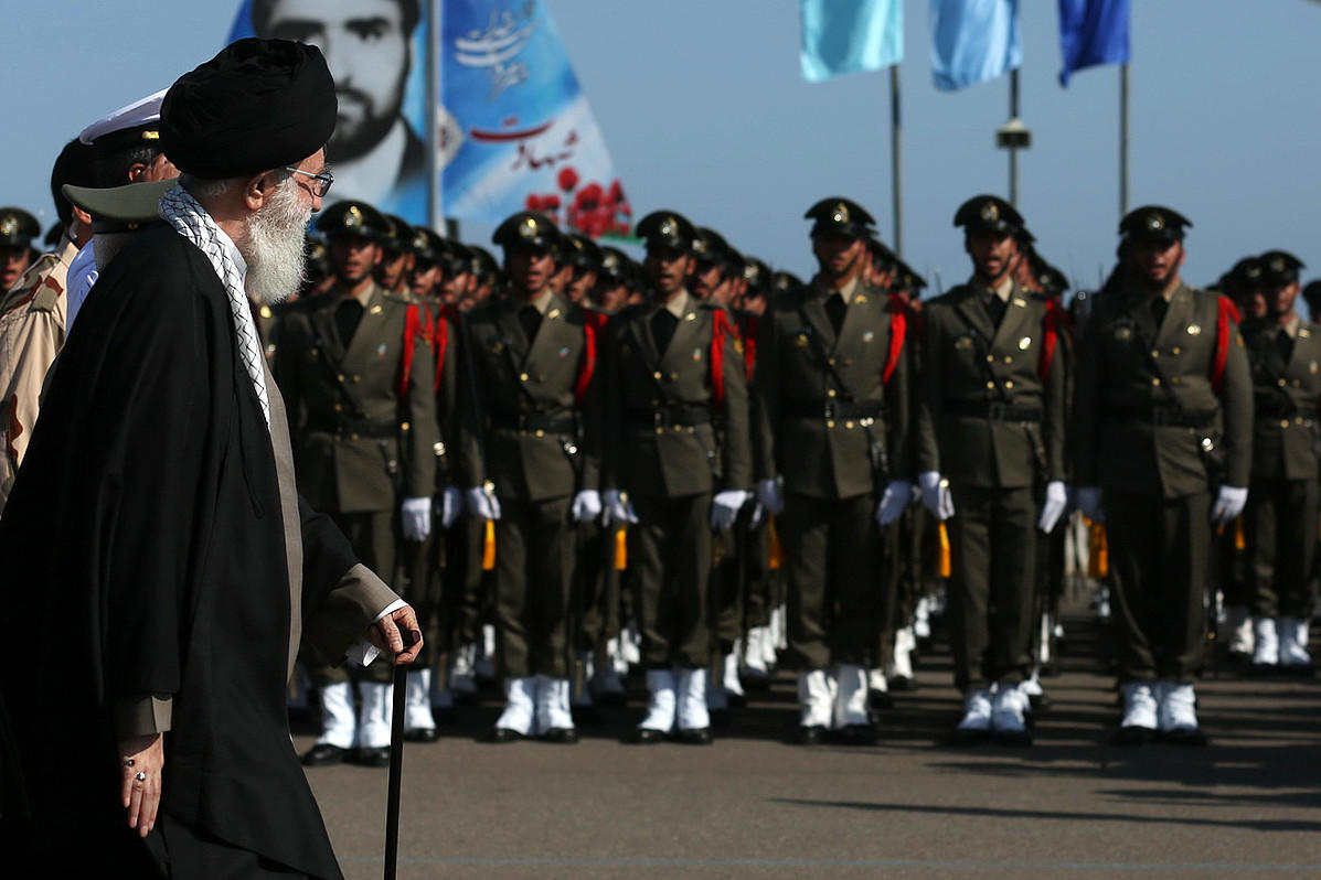 ايران: 8  قتلى في هجوم استهدف عرضا عسكريا واتهامات للسعودية