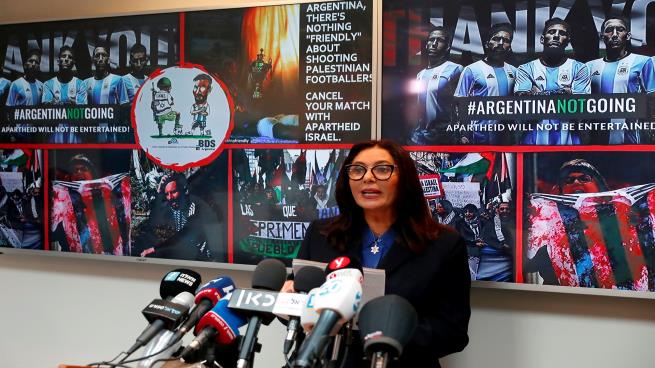 تُعتبر ريغف من صقور "الليكود"