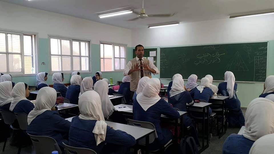 صورة من الندوة التثقيفية الأخيرة