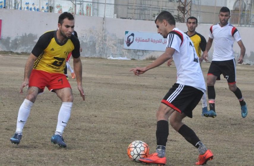 جانب من مباراة سابقة بين الطرفين