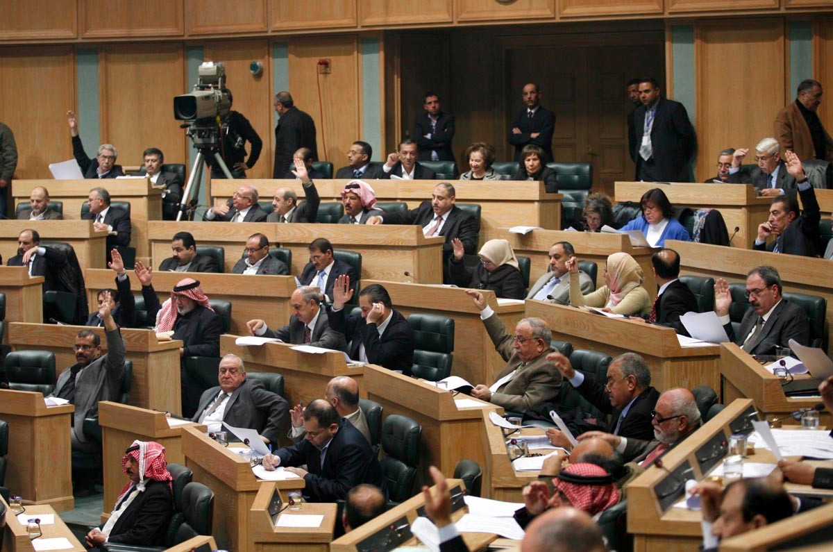 نواب أردنيون يطالبون بطرد سفير "إسرائيل"