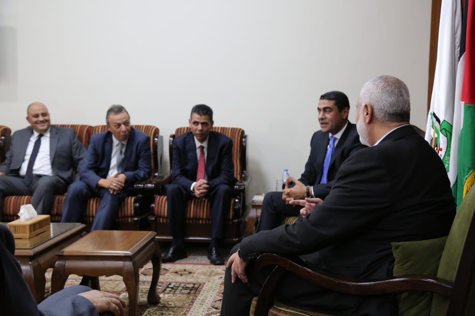 الوفد الامني المصري مع هنية 