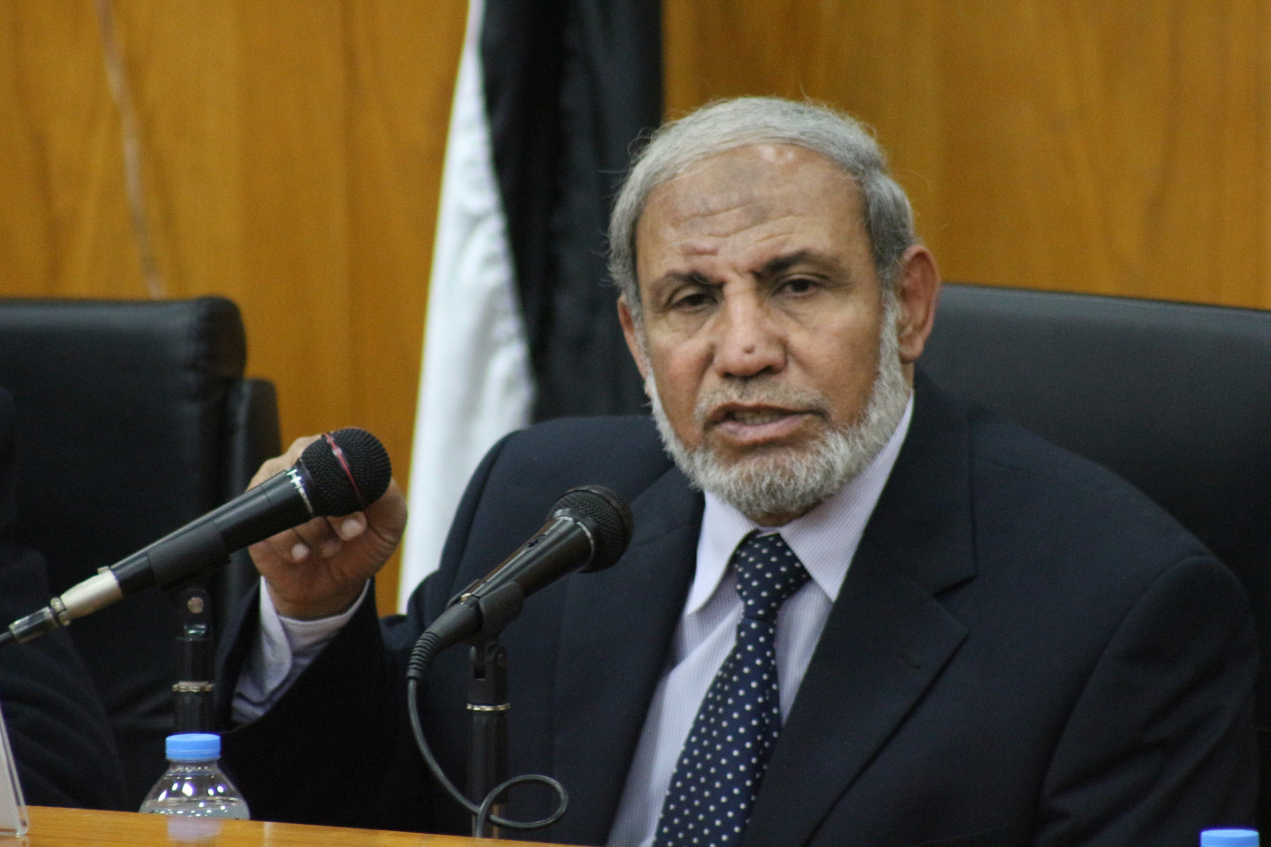 محمود الزهار