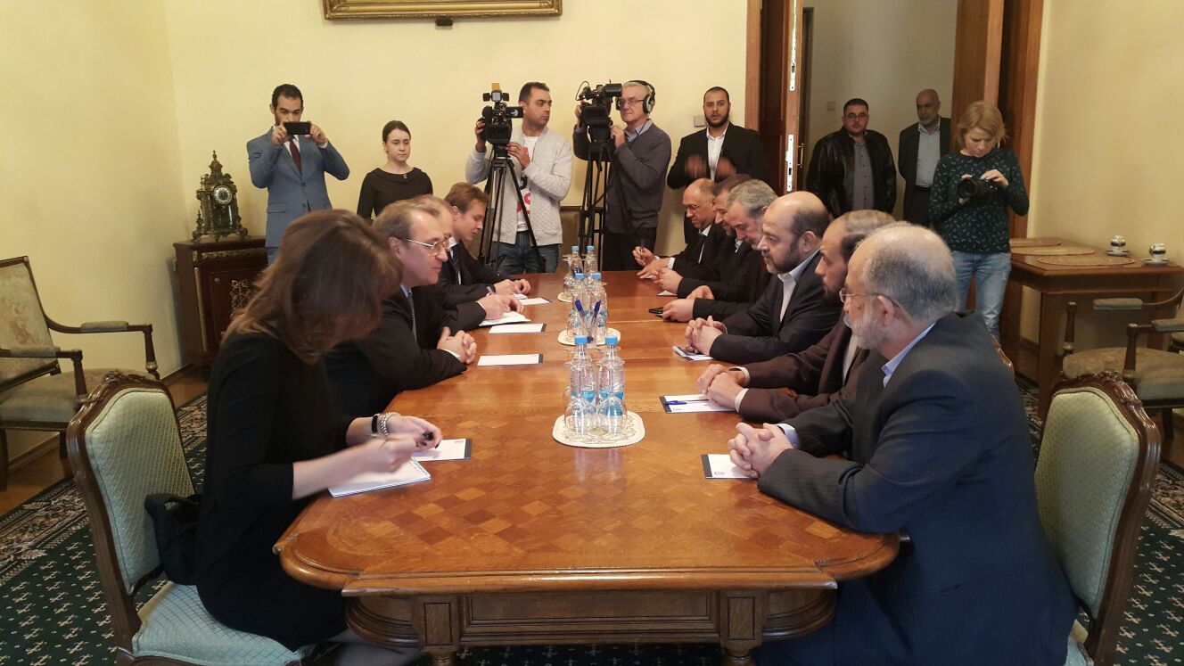 خمسة أسباب تعيق نجاح المبادرة الروسية لإنهاء الانقسام