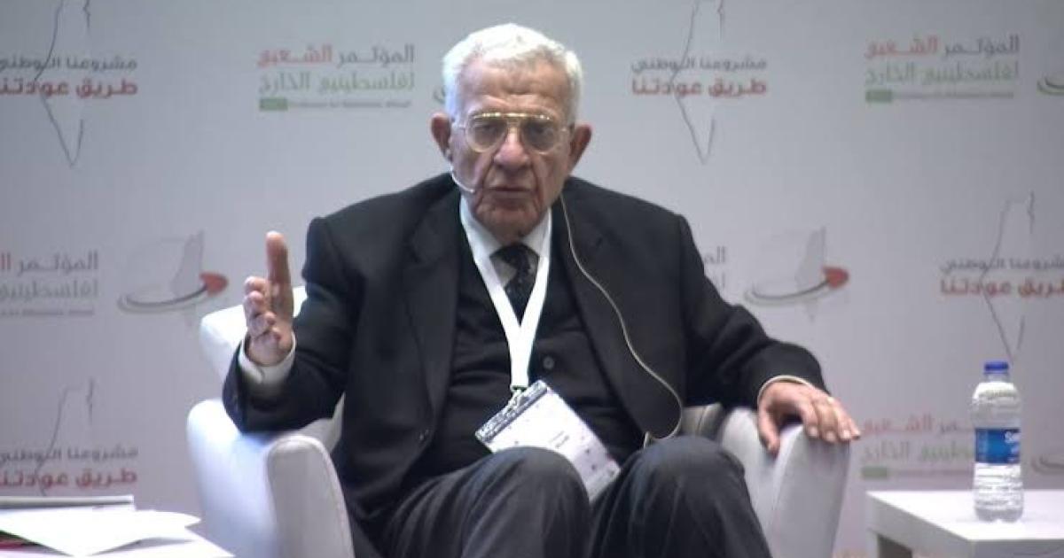 خبير بالقانون الدولي للرسالة: تعيينات عباس تلاعب فاضح بالنظام السياسي