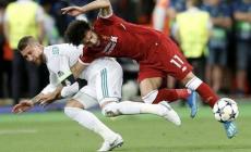 لحظة إصابة صلاح