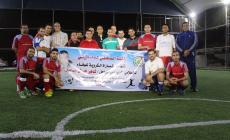 صورة جماعية للفريقين