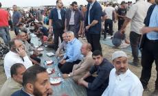صورة  لافطار الصائمين على حدود غزة الشرقية