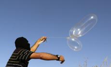 صورة لاطلاق بالونات حارقة تجاه الاراضي المحتلة