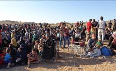 نازحون على الحدود