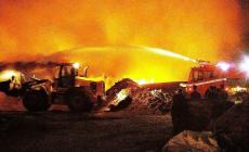 حريق في مستوطنة موشاف غيلات بسبب البالونات الحارقة