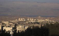 مستوطنة معاليه أدوميم ومن خلفها البحر الميت والحدود الأردنية (الأوروبية)