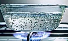 الغلي يؤدي إلى تقليل الكمية المذابة من الأكسجين