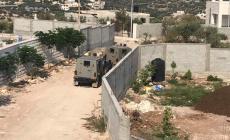 صورة من  محاصرة الاحتلال لمنزل المطارد أشرف نعالوة