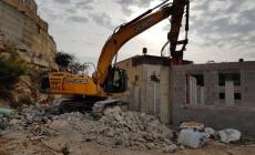 الاحتلال يشرع بهدم منزل ذوي الشهيد أشرف نعالوة