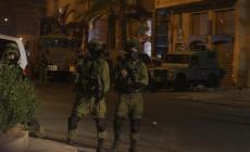 وات الاحتلال عاثت بمنزل والد الشهيد فساداً، وأجرت تحقيقا مطولا مع والدته