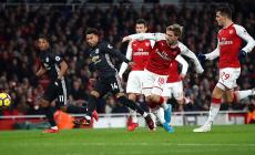 جانب من مباراة سابقة بين الطرفين