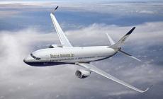 طائرة ركاب اثناء تحليقها فى الجو