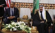 اوباما اثناء لقاءه ملك السعودية 