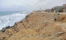 "السويدية".. قرية برفح تنتظر الغرق والحلول عالقة!