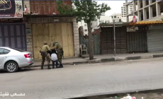 الاحتلال يداهم عدة منازل ويستولي على مركبة في الخليل