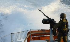 بحرية الاحتلال تهاجم مراكب الصيادين قبالة بحر غزة