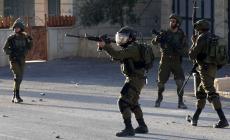 الاحتلال يقمع وقفة تضامنية مع الأسرى قرب سجن "عوفر" ويعتقل شابا