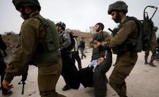 الاحتلال يعتقل أسرى محررين ويصادر مركبة وأموالا