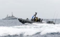 زورق حربي اسرائيلي يخرق المياه اللبنانية