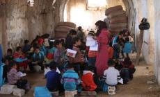 700 طالب فلسطيني بمخيم درعا يبدأون عامهم الدراسي بلا مدارس