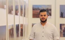 المصور "درويش" فقد عينه اليسرى من أجل الحقيقة