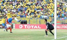 جانب من مباراة سابقة بين الطرفين