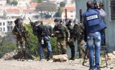 27 انتهاكًا إسرائيليًا بحق الصحفيين الشهر الماضي