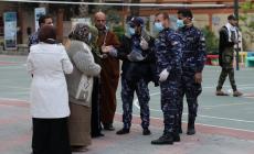 هكذا يقضي العائدون أوقاتهم في الحجر الصحي بغزة