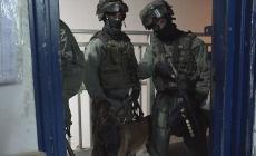 الأسرى في سجن عوفر يتعرضون لهجمة وحشية