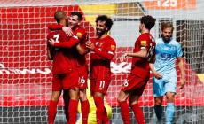 فرحة لاعبي ليفربول بالفوز