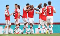 فرحة لاعبي أرسنال بالفوز