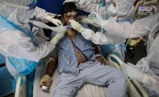 مشاهد قاسية لمصابين بفيروس كورونا من داخل العناية المركزة بغزة