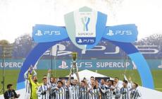 جانب من تتويج اليوفي باللقب