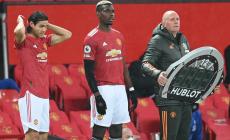 بوغبا في المنتصف