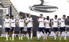 لاعبو توتنهام