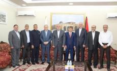 خلال لقاء هنية وأعضاء المكتب السياسي بالسفراء بالدوحة