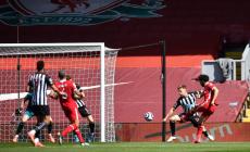 جانب من أحد مباريات الدوري الإنجليزي