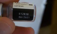 نقيب الأطباء بالضفة: صفقة اللقاحات جريمة بحق الإنسانية