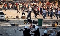 بلطجية السلطة أثناء قمع تظاهرات سلمية في رام الله