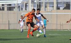 جانب من أحد مباريات دوري الأولى