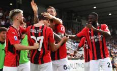 فرحة لاعبي ميلان بالفوز